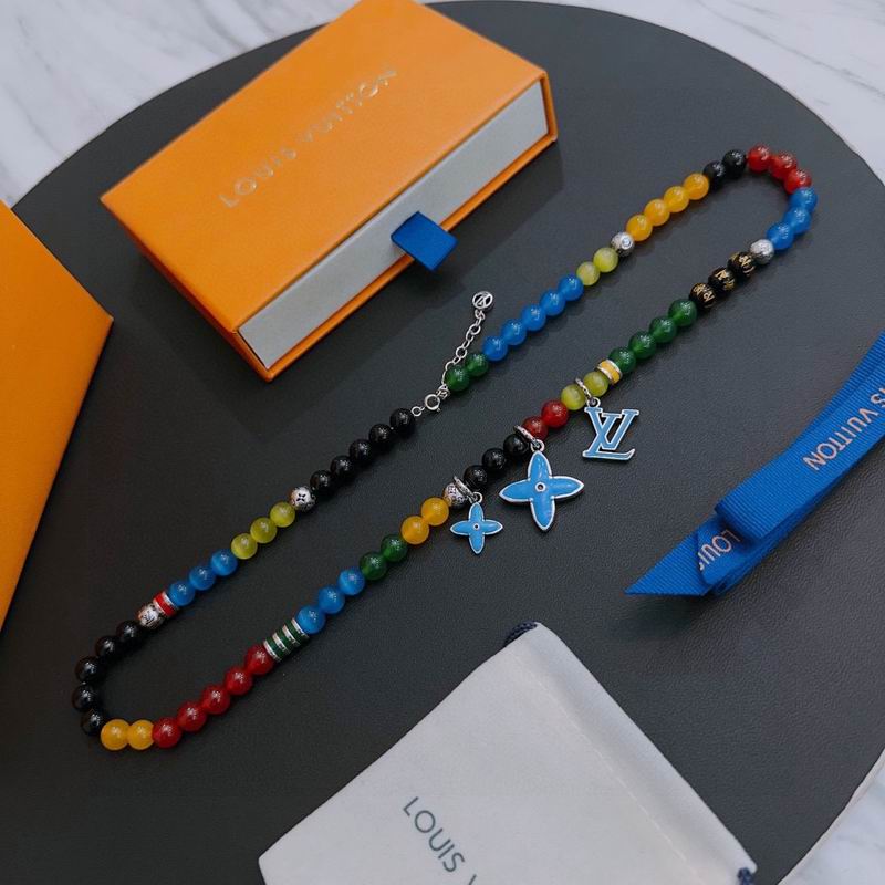 LV Necklace 03lyr459